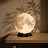 Lampe Lune Led — objet imprimé en 3D par PureFlow