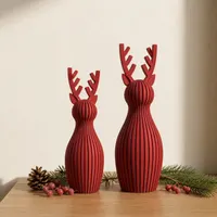 Lot de 2 Figurines Reine de Noel Rouge - Statuette Animaux Origami - Impression 3D — objet imprimé en 3D par PureFlow