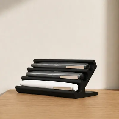 Porte Stylo Bureau Noir - Organisateur Cannelé Moderne - Impression 3D — objet imprimé en 3D par PureFlow